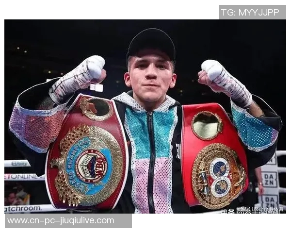 小查维兹与马丁内兹的巅峰对决谁将问鼎拳坛荣耀